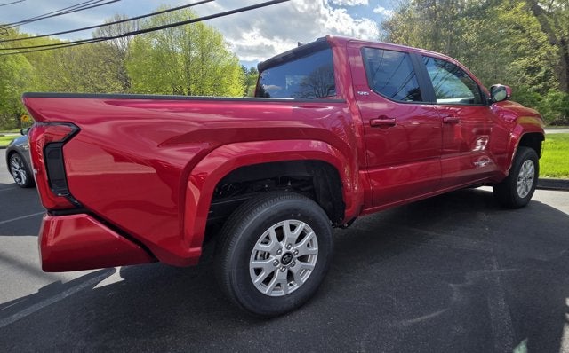 2026 Toyota Tacoma 4WD SR5